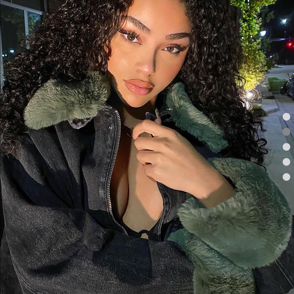 Fashion nova jacket - Picture 2 of 2